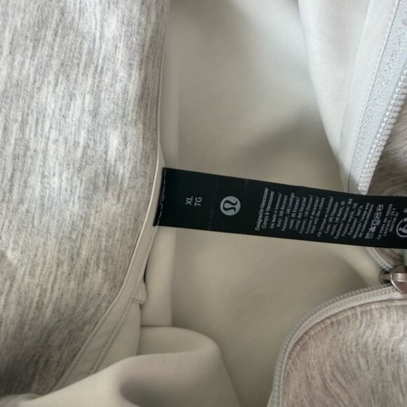 lululemon athletica Light Gray 1/4 zip - Picture 4 of 5